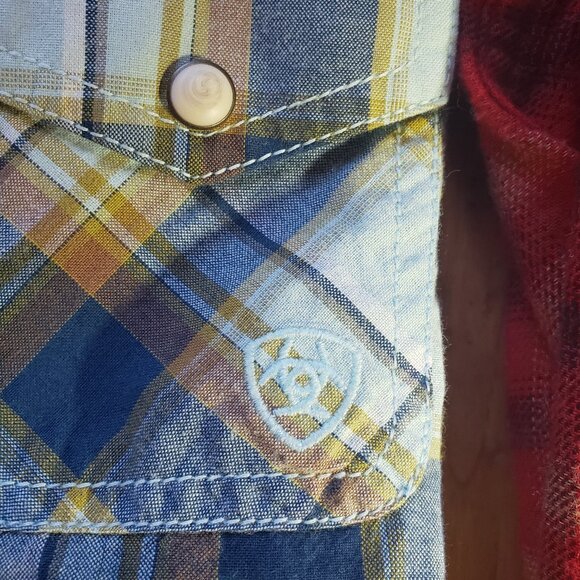 2 Boys Large (14-16) Ariat Snap Button Up Shirts Long Sleeve - Picture 3 of 7